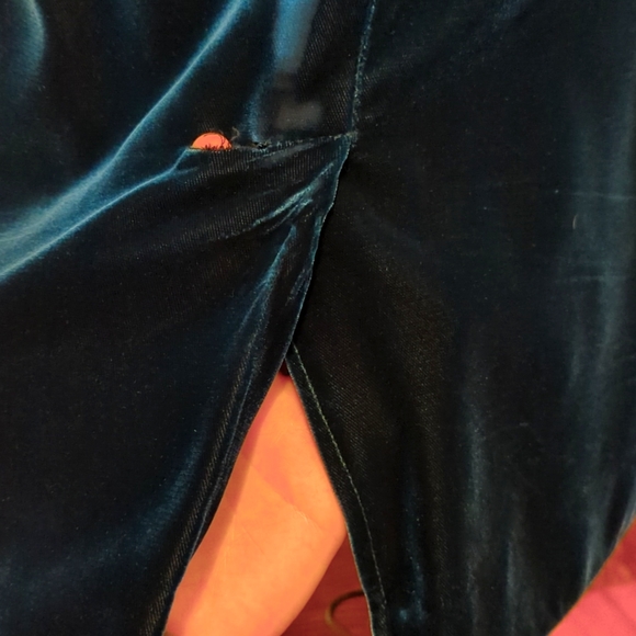 80s Nu Mode Velvet Dress - Picture 5 of 6